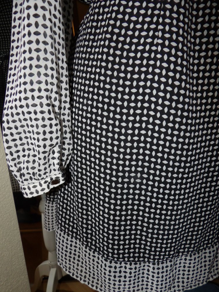Kleid Muster Gr. 34 