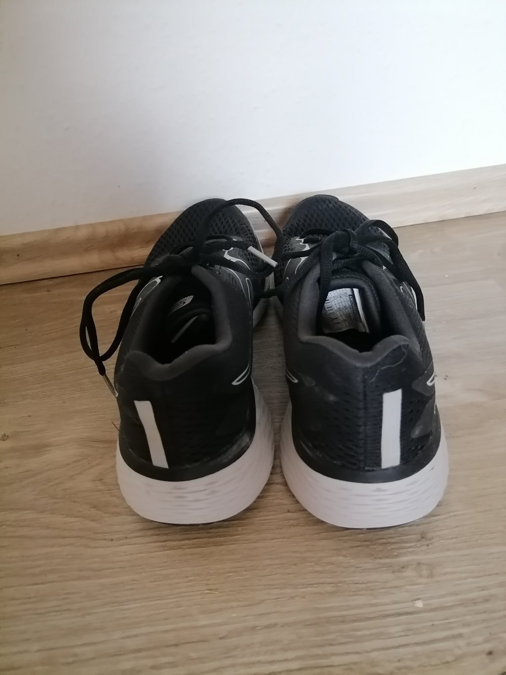 Laufschuhe Joggingschuhe Turnschuhe Gr. 41 Kalenji