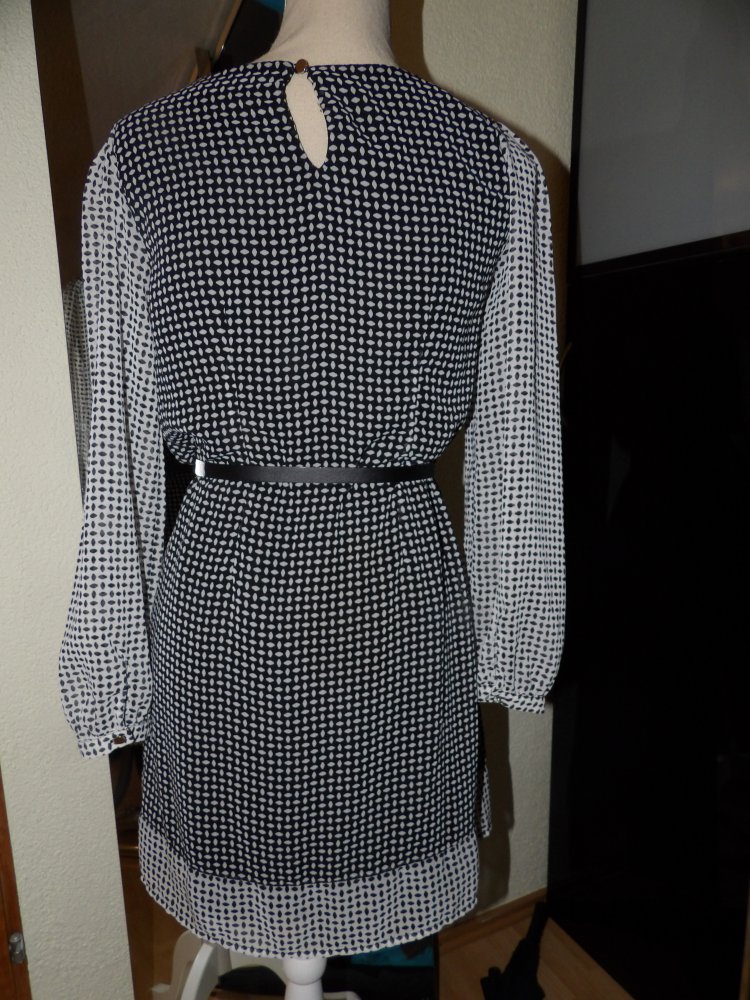 Kleid Muster Gr. 34 
