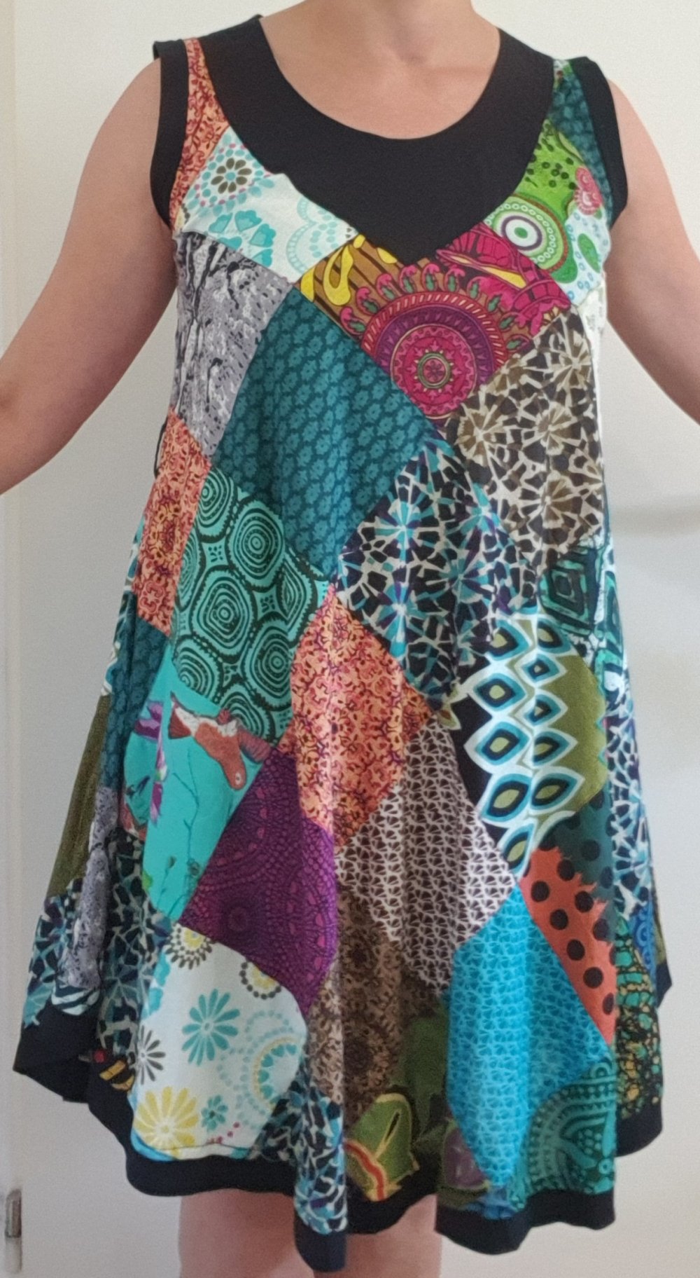 Buntes Patchwork-Kleid