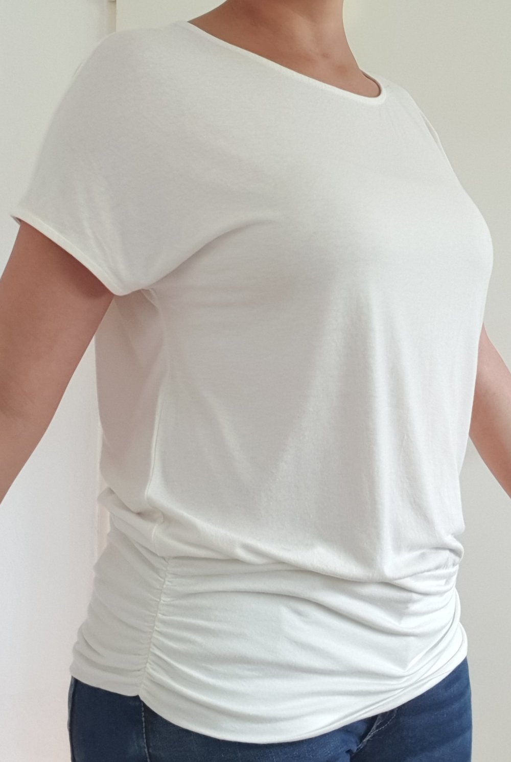weißes lockeres Shirt