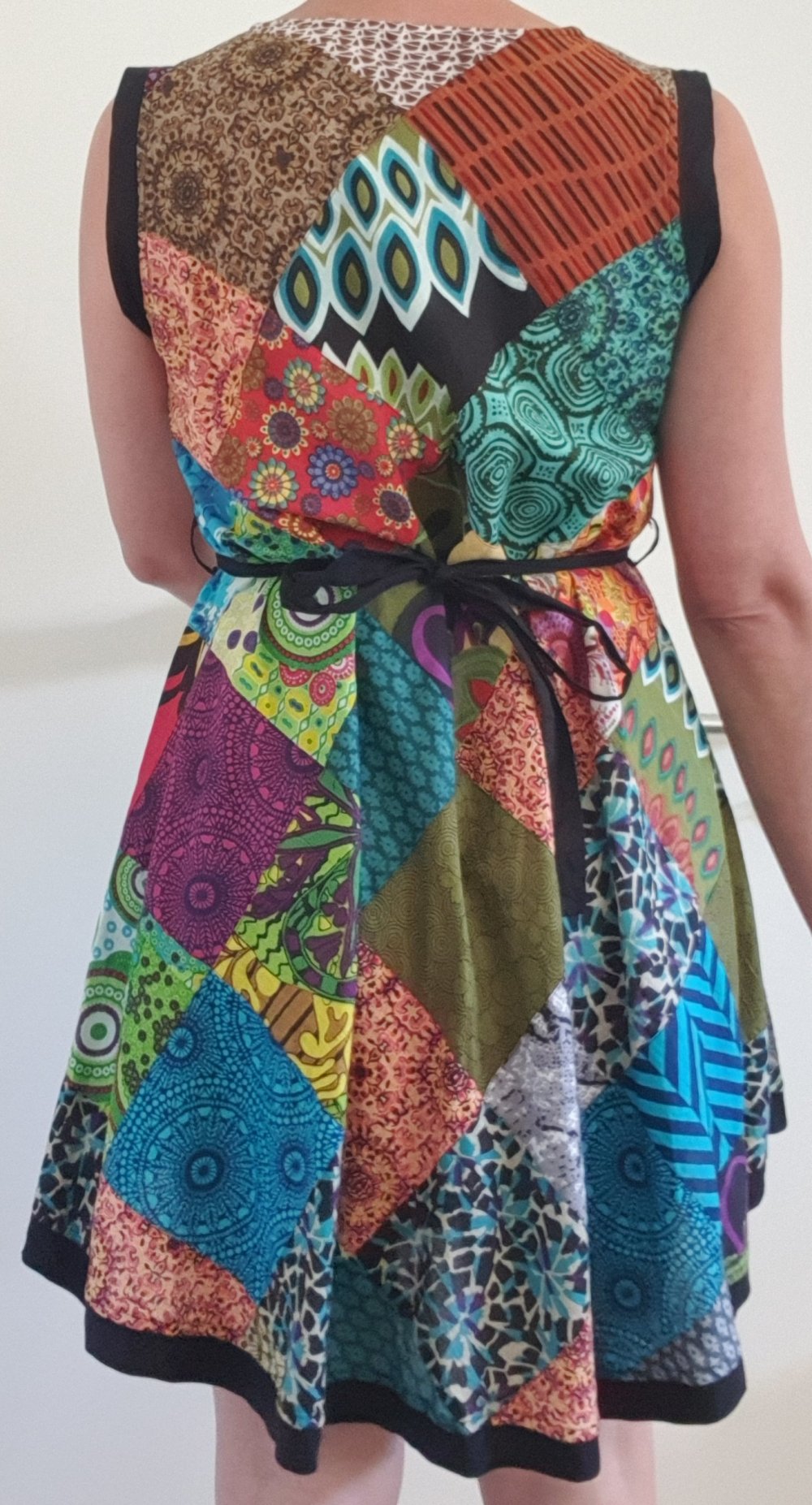 Buntes Patchwork-Kleid