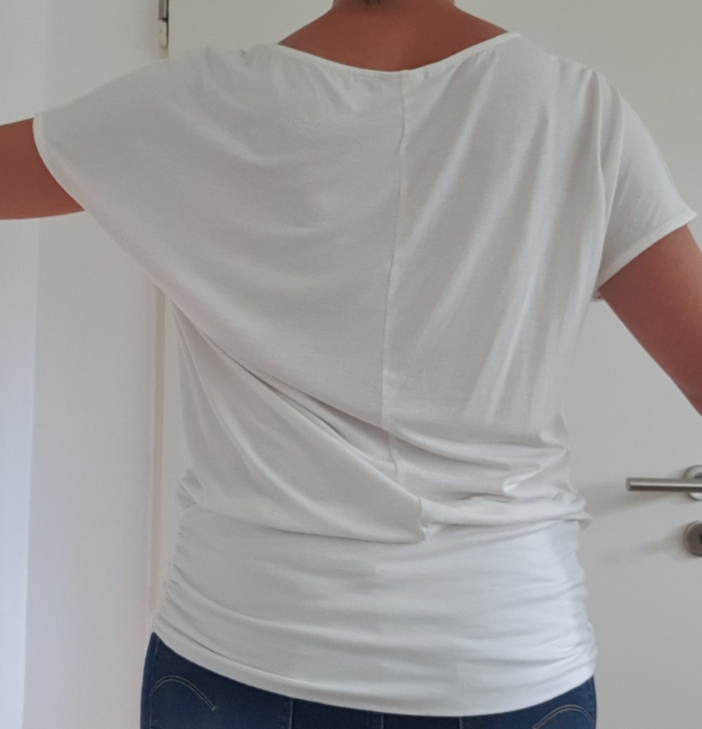 weißes lockeres Shirt