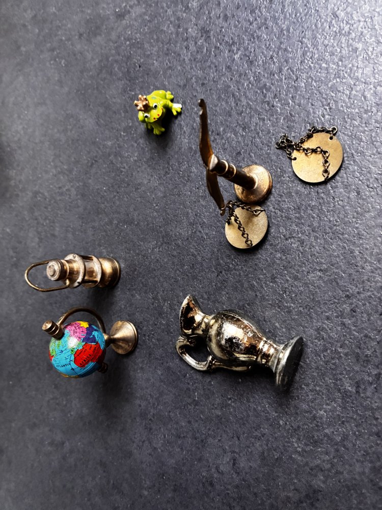 Deko Interieur Miniaturen Wichtel Puppenstube Setzkasten Sammlerstück Vintage Y2k 