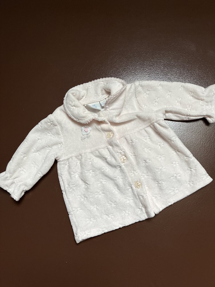 Oberteil Kragen Jacke kuschelig 56 Baby Teddyfell Cardigan Knopfleiste Feetje Pastell Rüschenjäckchen Girlie