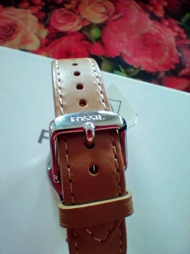 NEU! Fossil Geschenkset Armbanduhr und 2 Armbänder , NP 169 Euro