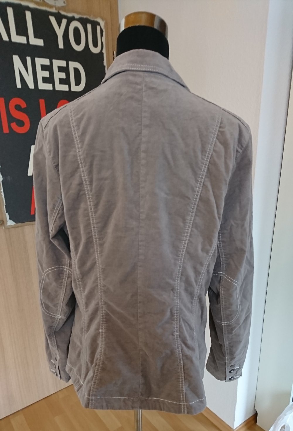 Beige Jacke