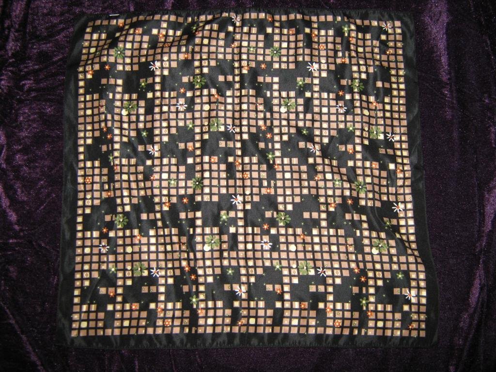 NEU * Edel * Original VINTAGE * DESIGNER * Blüten * Blumen * Flower- Power * Seiden * Niki * Nicky * Tuch * Scarf * schwarz * braun * moos- grün * terra *