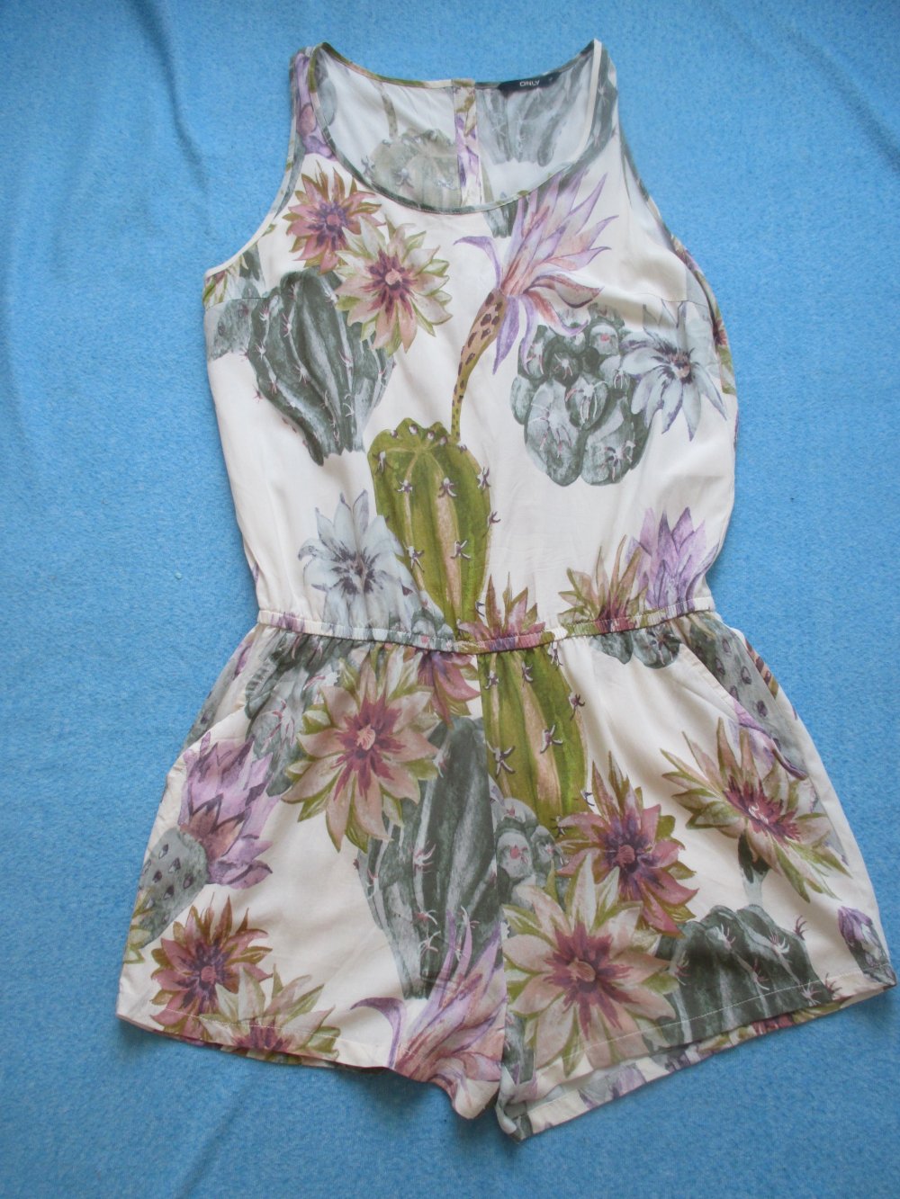  NEU * Blumen * Blüten * Kakteen * Kaktus * Flower- Power * Träger * Jumpsuit * Einteiler * Overall 