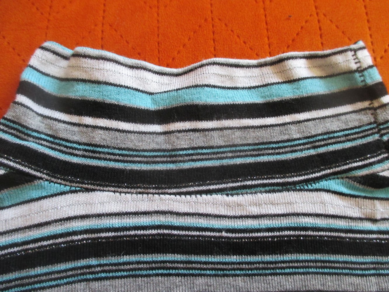 NEU * Glitzer- Lurex * DESIGNER * Kurzarm * Halbarm * Feinstrick * wie Rollkragen * Bodycon * Pullover * Gr. 36- 38/ S * schwarz * türkis * silber *