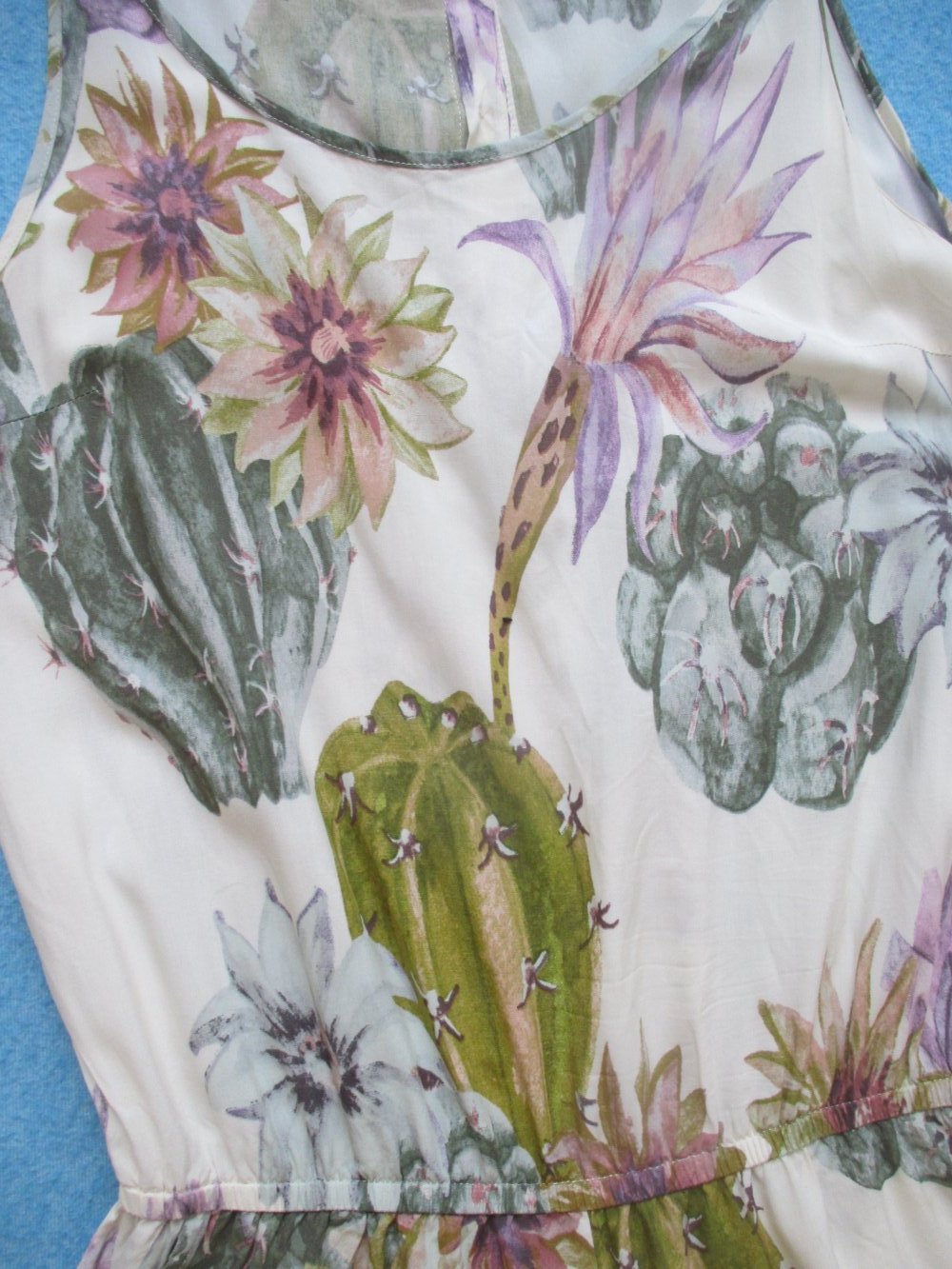  NEU * Blumen * Blüten * Kakteen * Kaktus * Flower- Power * Träger * Jumpsuit * Einteiler * Overall 