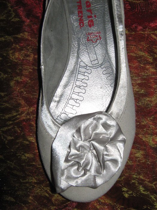 NEU * 3D * Blume * Blüte * Flower- Power * Romantik * Leder * Ballerinas * Slipper * Pumps 