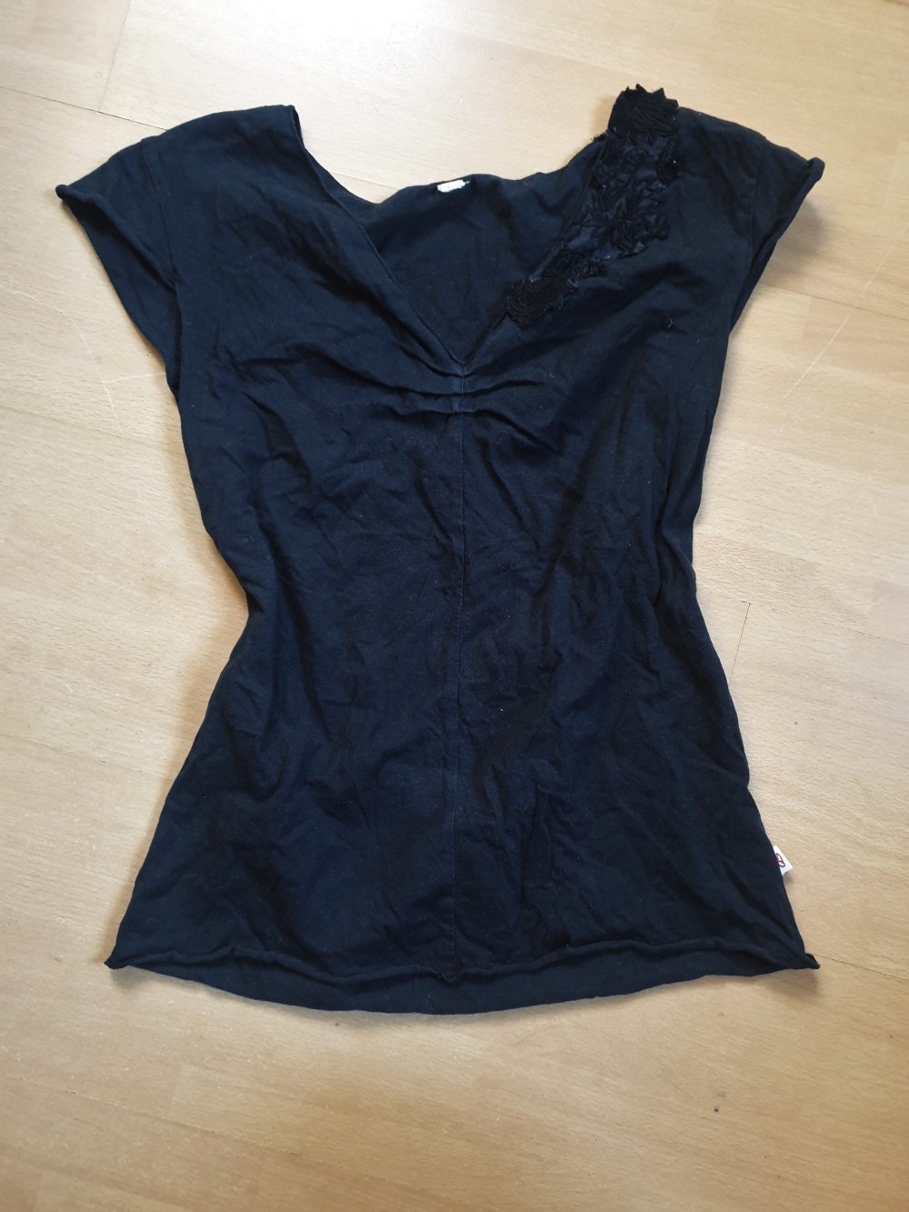Schwarzes Shirt