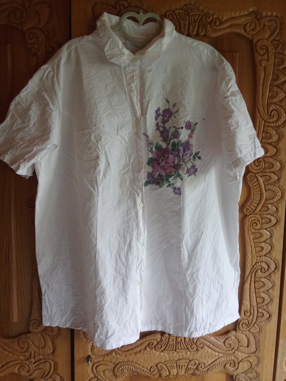 Bluse weiß Blumen lila