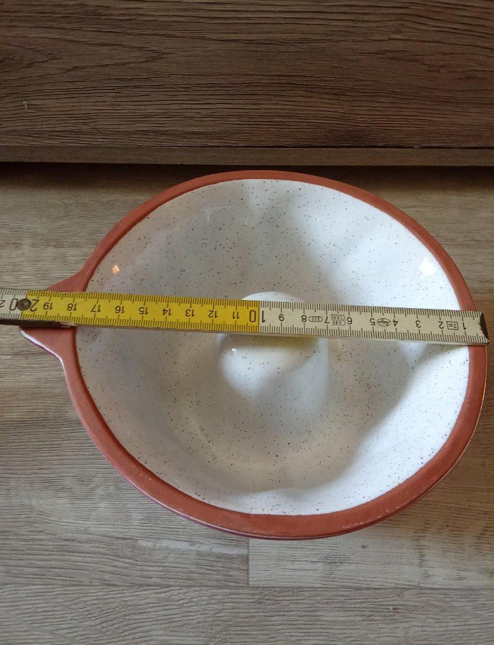 Kuchenform Gugelhupfform weiß Keramik Vintage 80's 