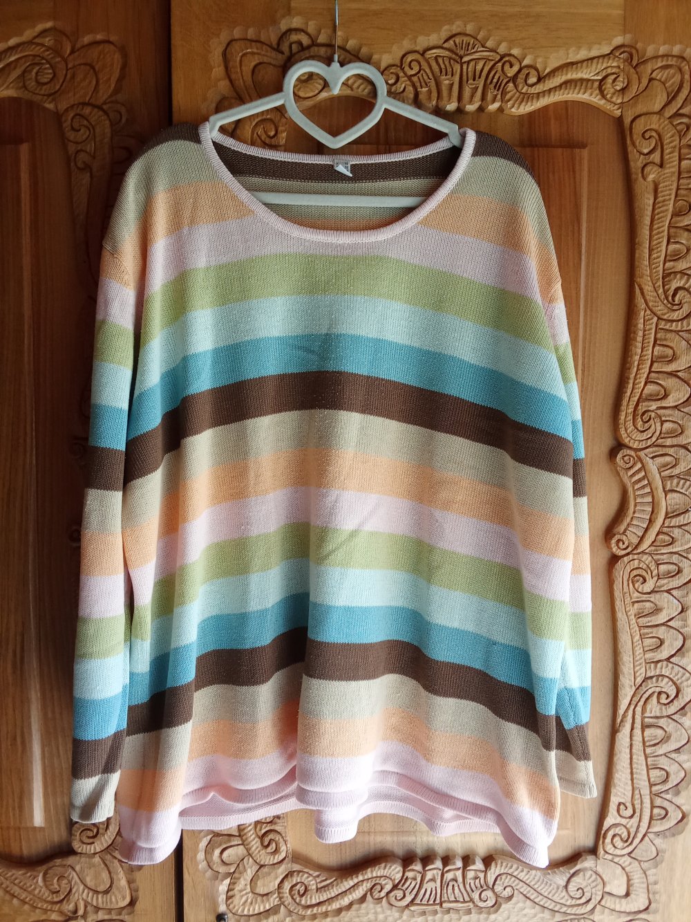 Pullover bunt gestreift