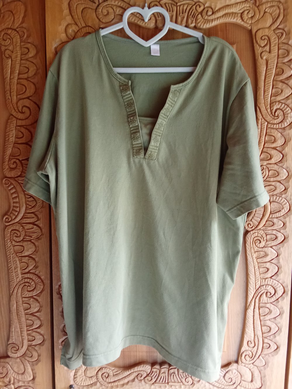 T-Shirt olivgrün