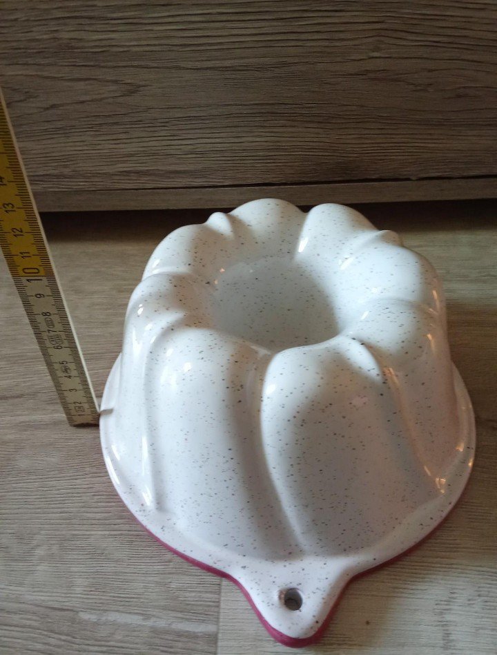Kuchenform Gugelhupfform weiß Keramik Vintage 80's 
