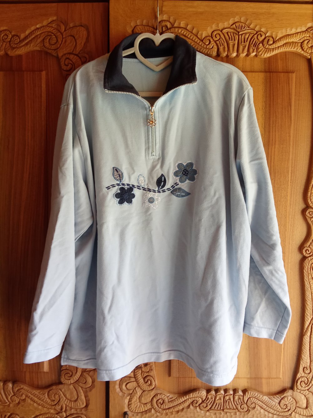 Pullover hellblau 