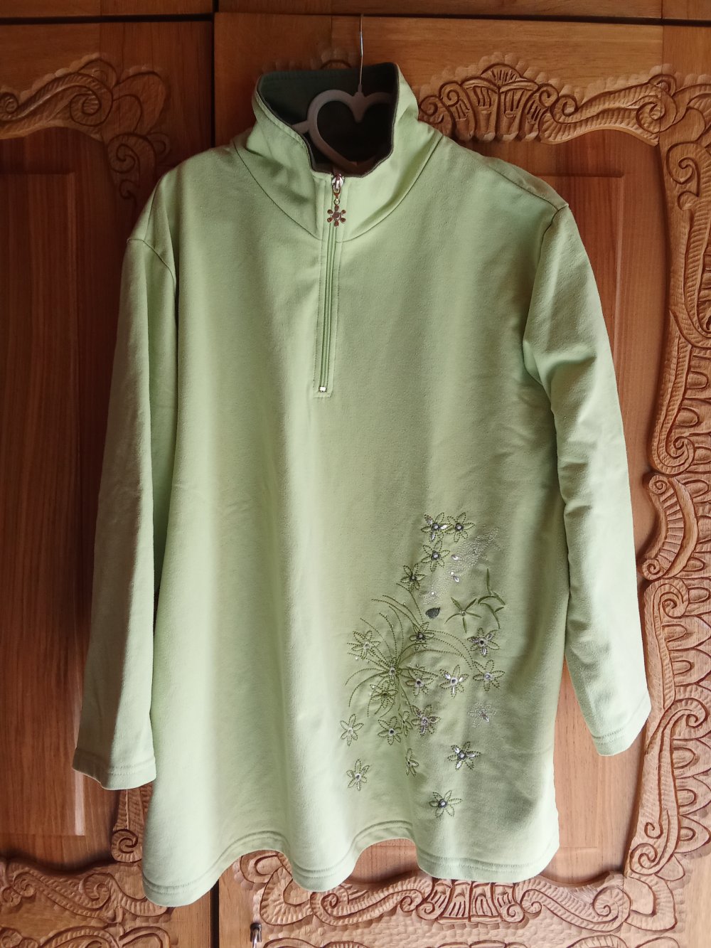 Pullover grün