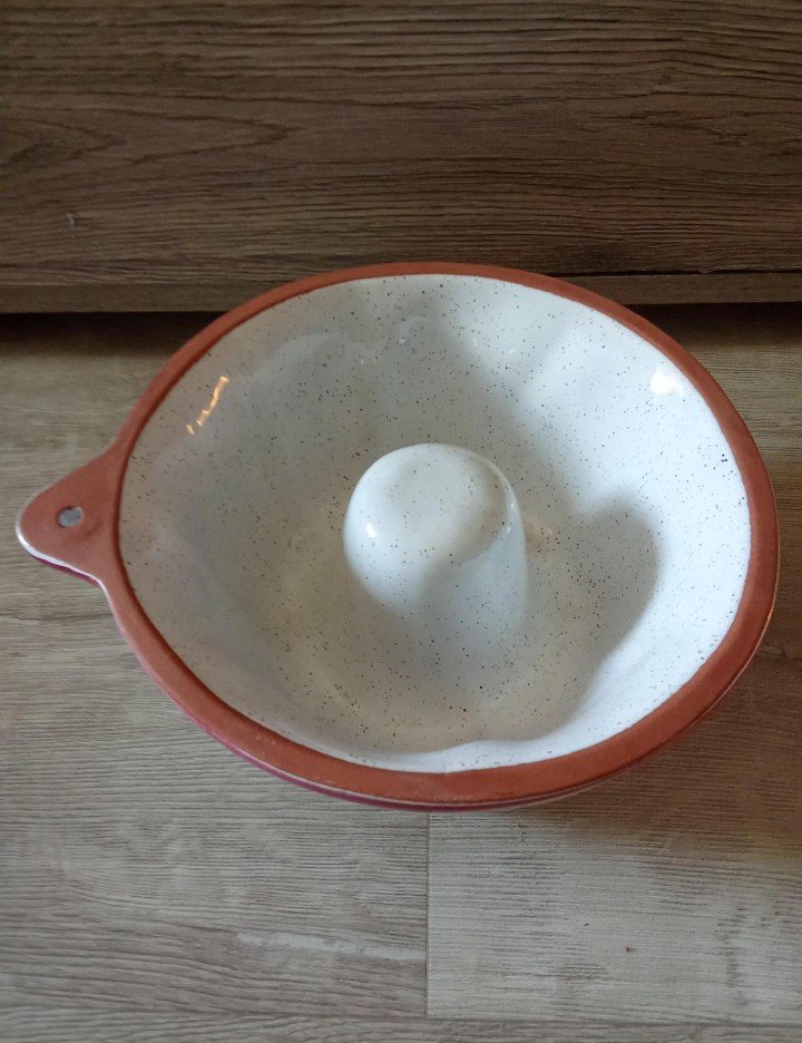 Kuchenform Gugelhupfform weiß Keramik Vintage 80's 