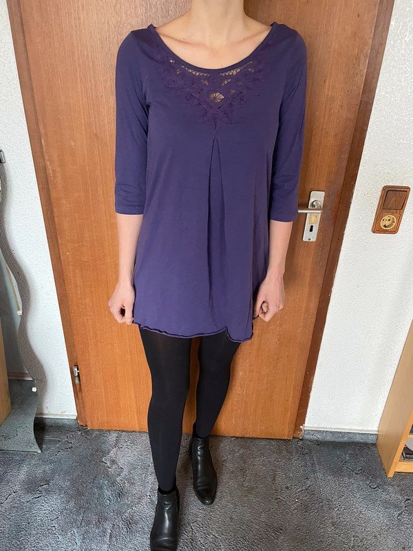 lilafarbenes Spitzenkleid aus Baumwolle, Neu *Mengenrabatt*