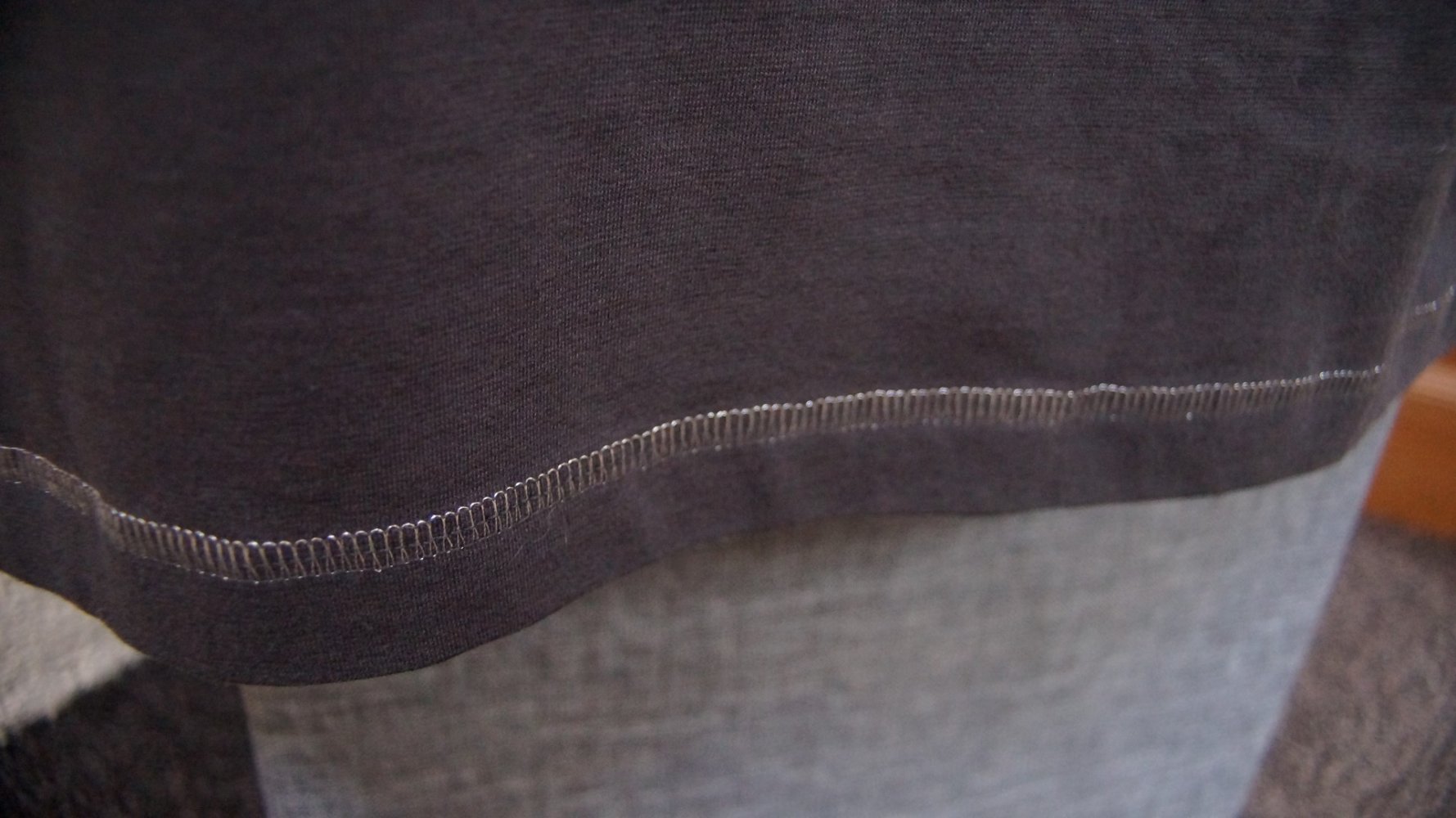 #Shirt m. Wolfsprint, #Nieten, Gr. 44/46, #anthrazit, #Amy Jones 