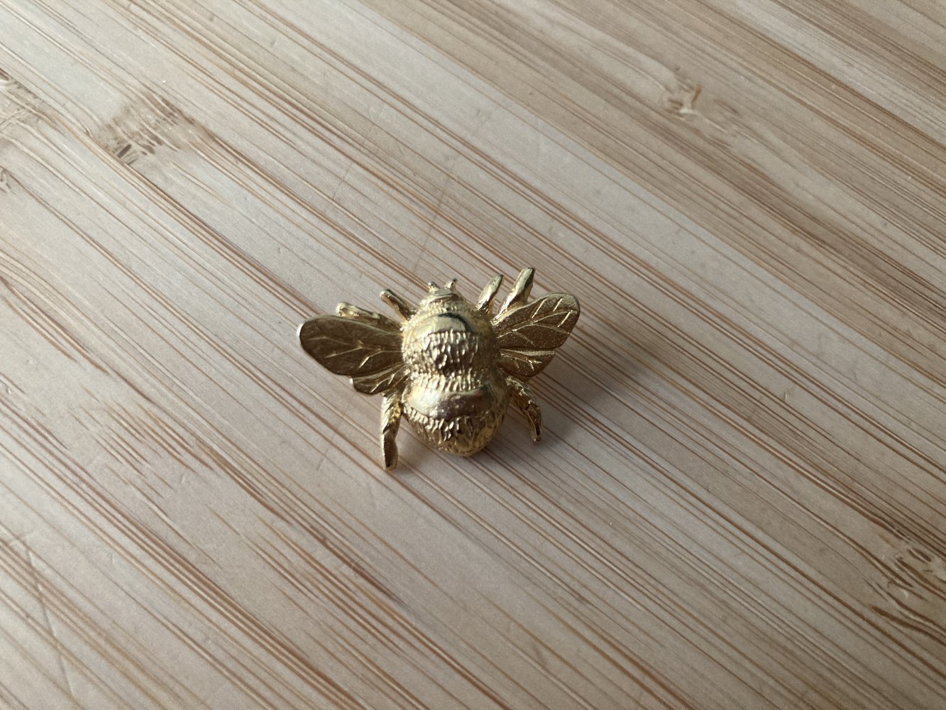 Gold Plated Pin Badge kleine Hummel / Bumblebee
