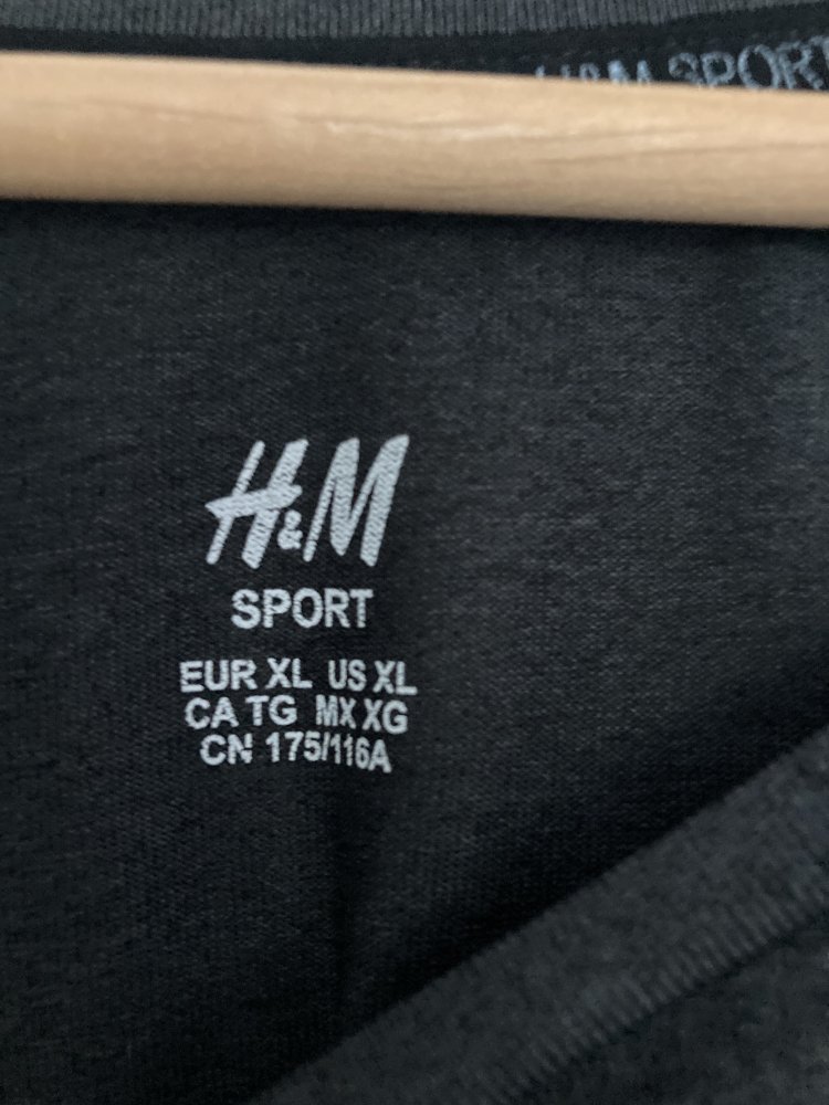 Gr. XL dunkelgraues Sportshirt von H&M