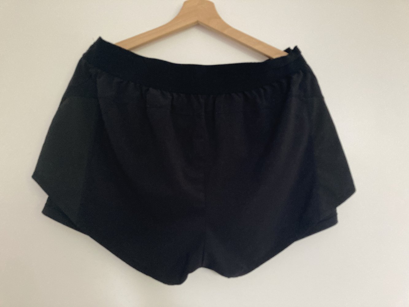 Gr. M / L kurze Sporthose von H&M