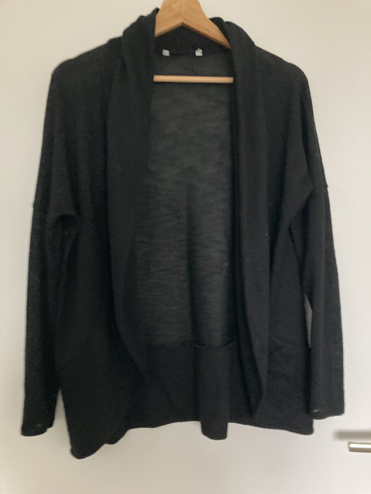 Gr. 42 / L Strickjacke