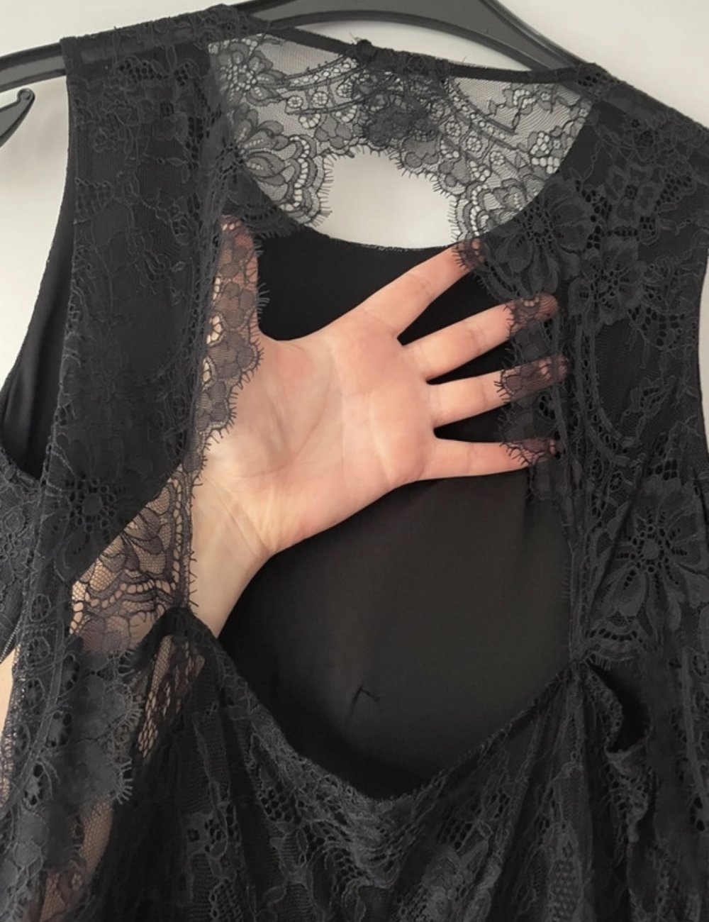 Spitzenkleid 
