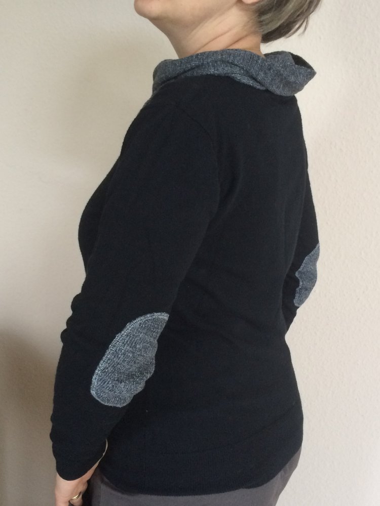 Dress & Go Pullover Gr.L mit Hoodie Kragen Gr.M 50% Wolle mit Ellenbogen Patche