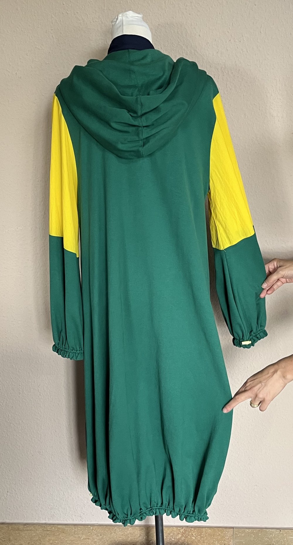 Zara Sweaty Hoodie Mantel Gr.XS / S grün gelb Baumwolle