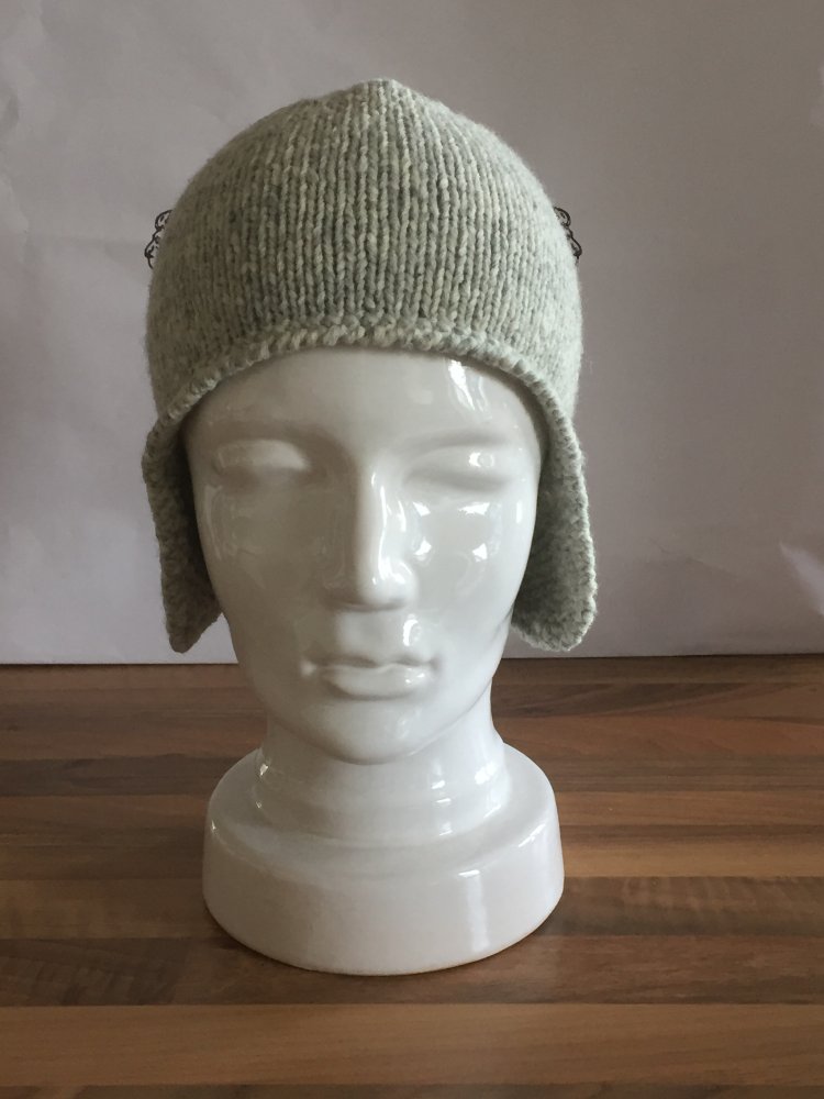 DIY Strick Mütze Wolle cream / grau mit Ohrenschützern