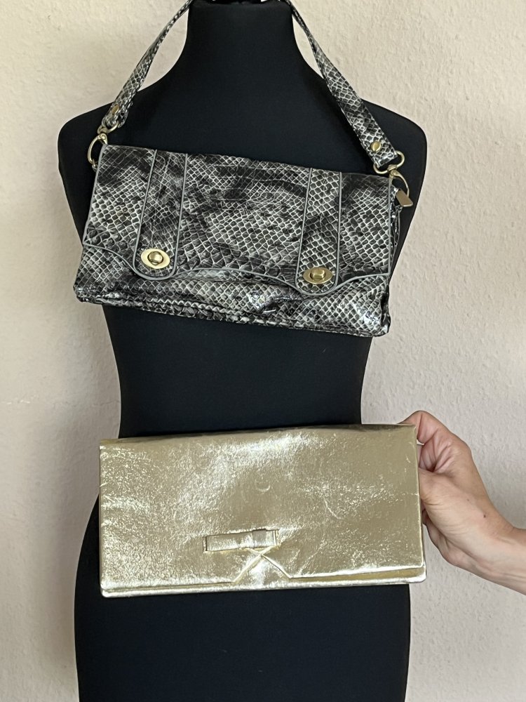 2 Clutches aus Kunstleder Gold und Snakeprint beide glänzend