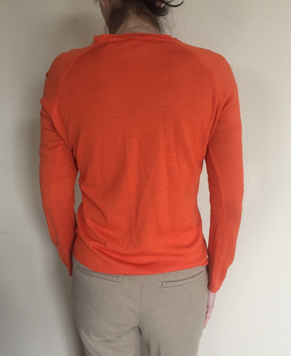 Zara Knit Cardigan Strickjacke Gr. 36/S Orange mit Perlmuttknöpfen, super Feinstrick