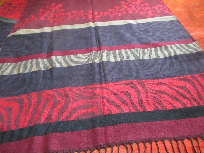 NEU * Edel * stylisch * DESIGNER * XXL * feine Schurwolle * Pashmina * Ranken * Animal * Leo * Boho * Ethno * Schal * Tuch * Scarf * Überwurf * Plaid * schwarz * dunkel- rot * lila * aubergine * cremè- beige *
