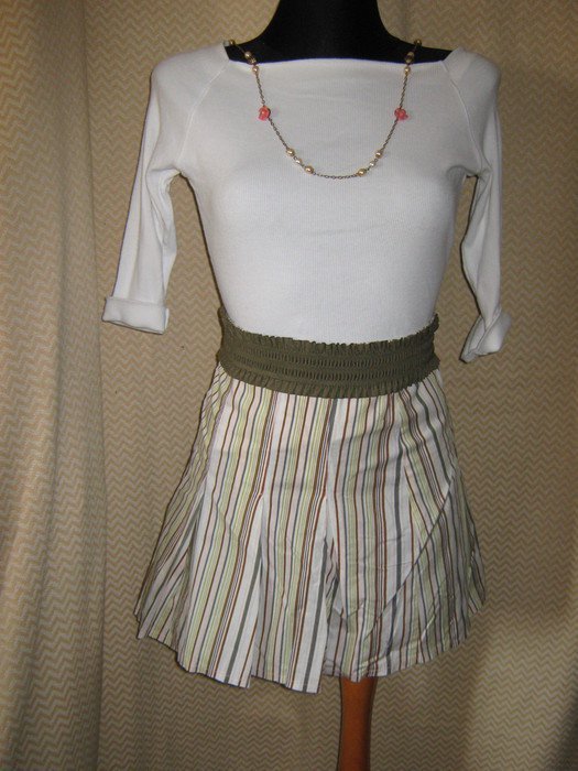 NEU * Schulmädchen * Lolita * Go- Go- Style * Falten * Streifen * Mini- Rock 