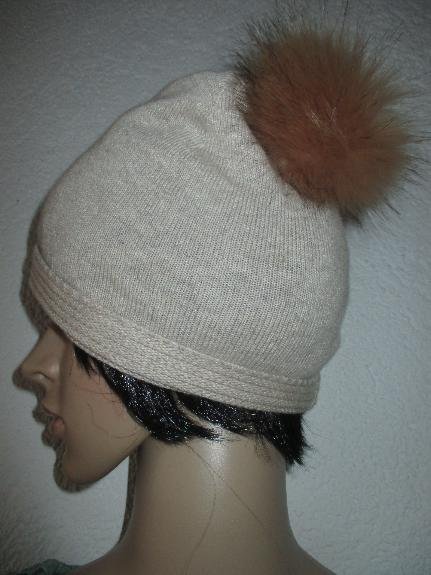 NEU mit Etikett * Kaschmir * Cashmerè * Wolle * DESIGNER * Feinstrick * Strickmütze * Mütze * Beanie * mit Fake Fur Bommel * All Size * nude * beige * caramèl *