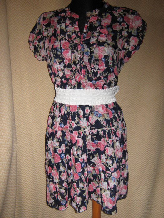 NEU * Romantik * Rosen- Blüten * Flower- Power * Rüschen * Kleid ''Gina'' Gr. 38- 40, 42/ S- M * bunt *