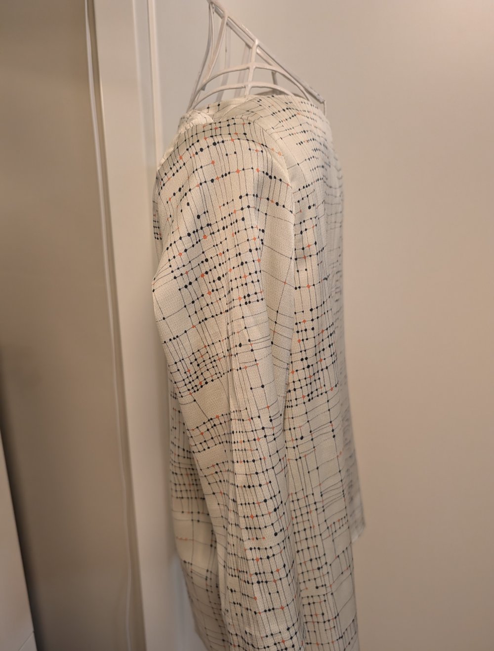 helle glänzende Espritbluse 40