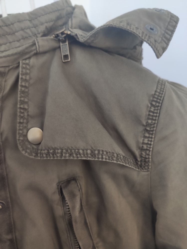 Esprit Parka 38 oliv XXL Kapuze military look