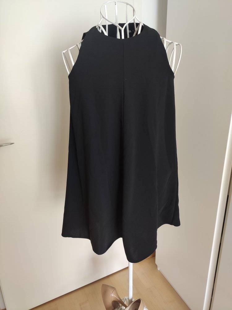 Schwarzes Zara-Kleid S