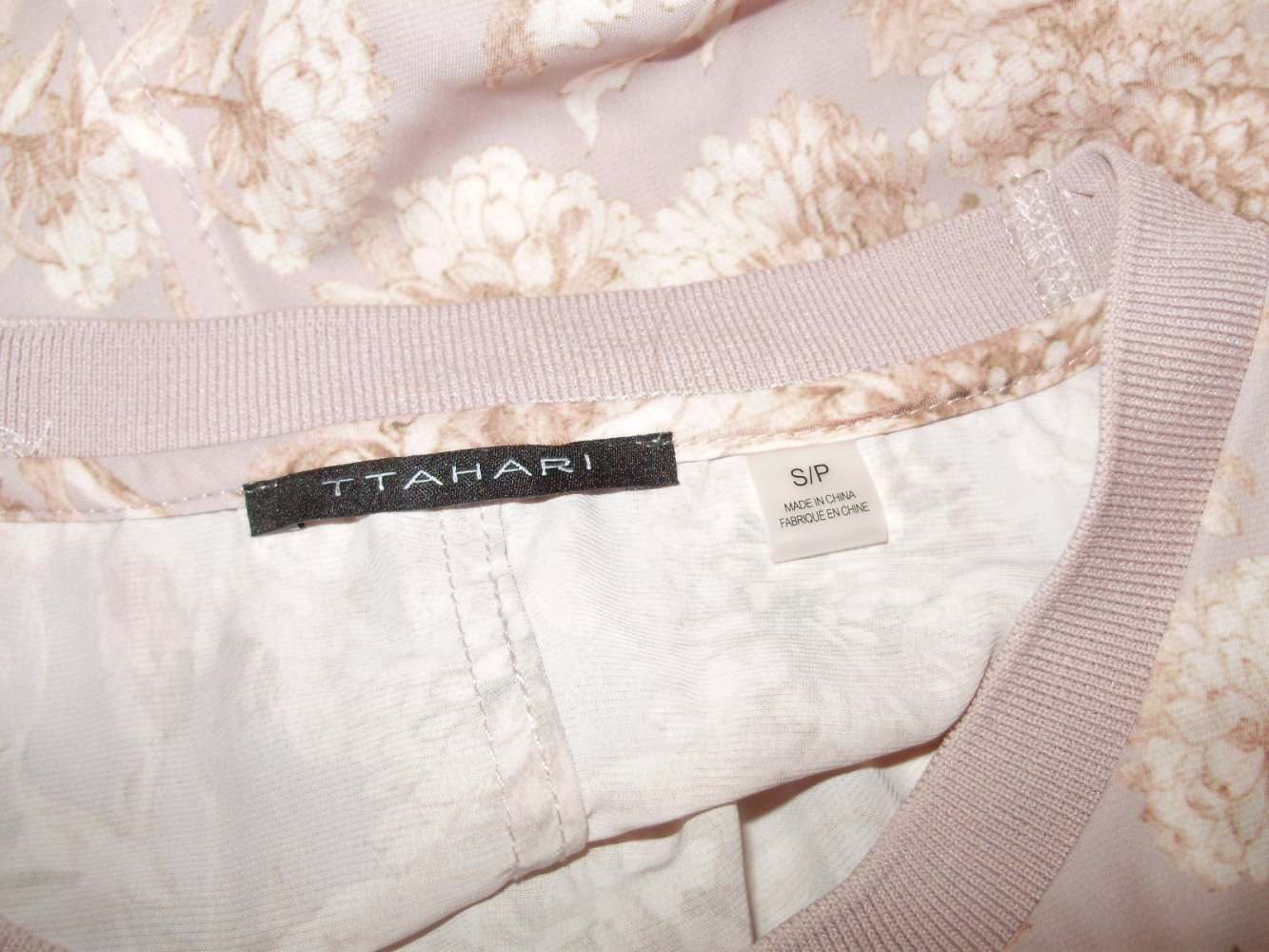 Tahari Blusen Shirt rose Muster ausgefallen romantisch S