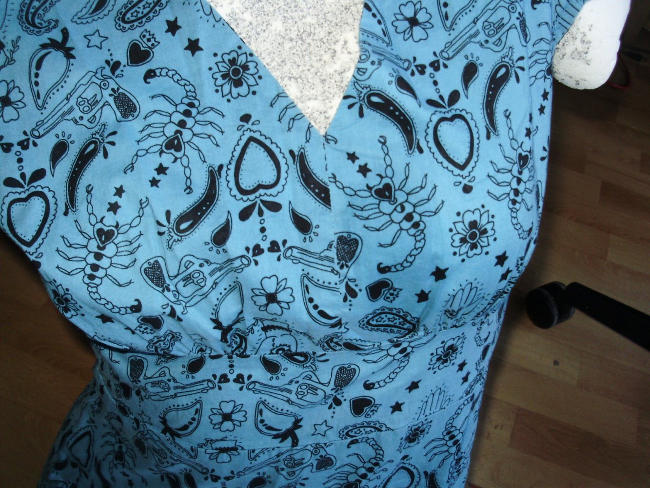 Dangerfield Kleid blau Muster Grunge gefüttert 10 = S/M