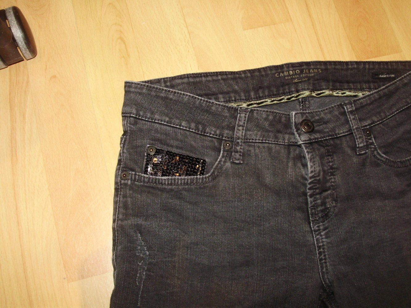 Cambio Jeans Hose schwarz Pailletten Vintage medium rise S