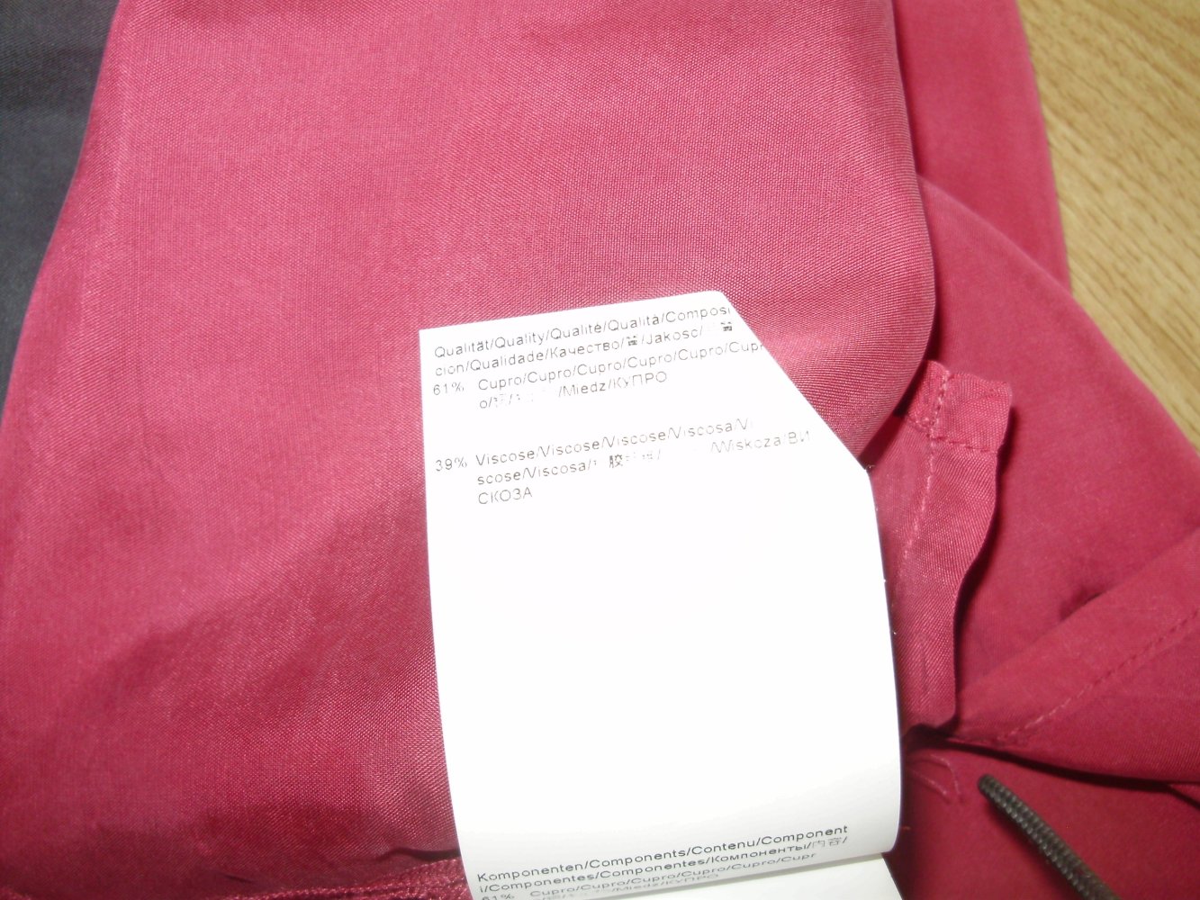 Hugo Boss Langarm Shirt Seide rot blau Gr 38