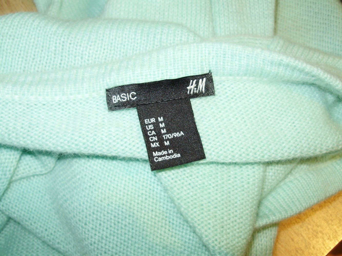 H&M Cardigan mintgrün weich Angora M