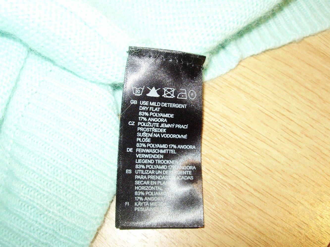 H&M Cardigan mintgrün weich Angora M